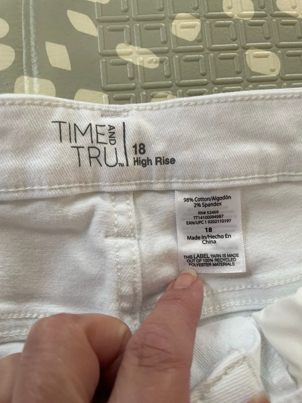 Time and Tru White High-Rise Jeans High Low Step Hem Distressed Details, Size 18